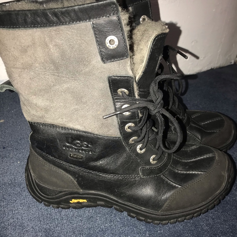 Size 10 UGG Black Adirondack BOOT